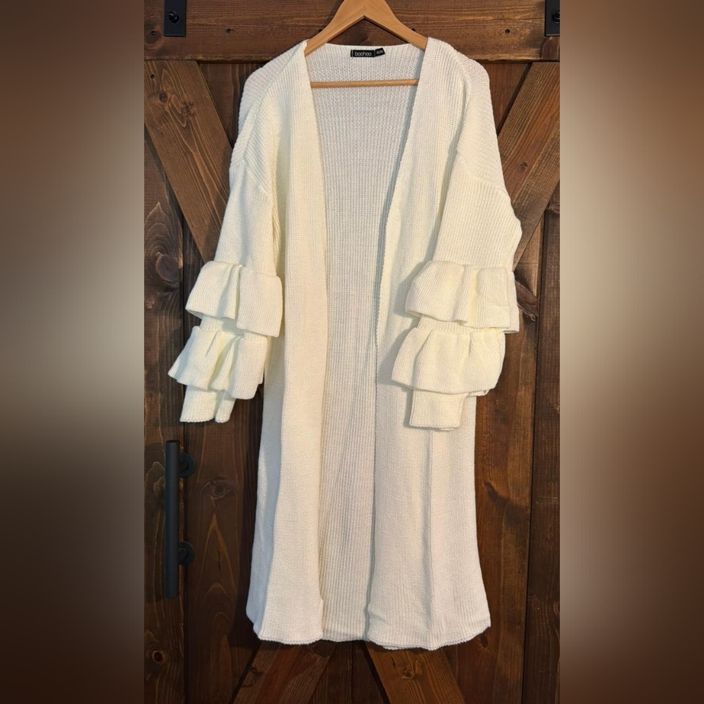 Boohoo Cream Open-Front Sweater with Ruffle Sleeves